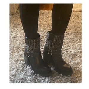 Tweed Moncler boots with 3 inches heel